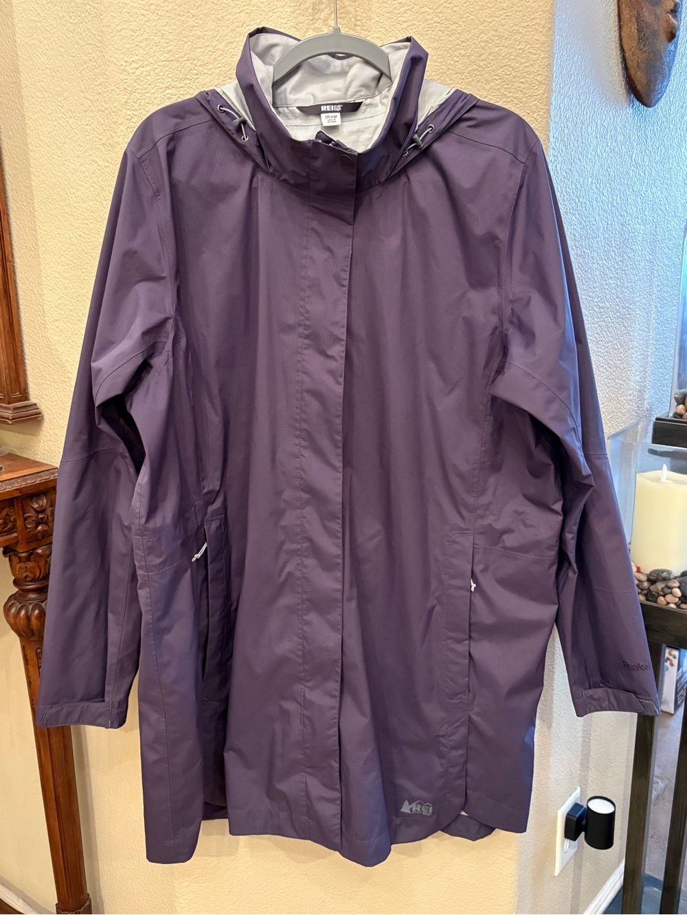 REI Women Peak 2.5L Lilac Hooded Rain Jacket Size 2XL